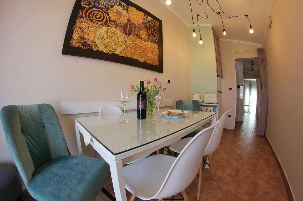Room And Apartment Doris Lovrecica  Ngoại thất bức ảnh