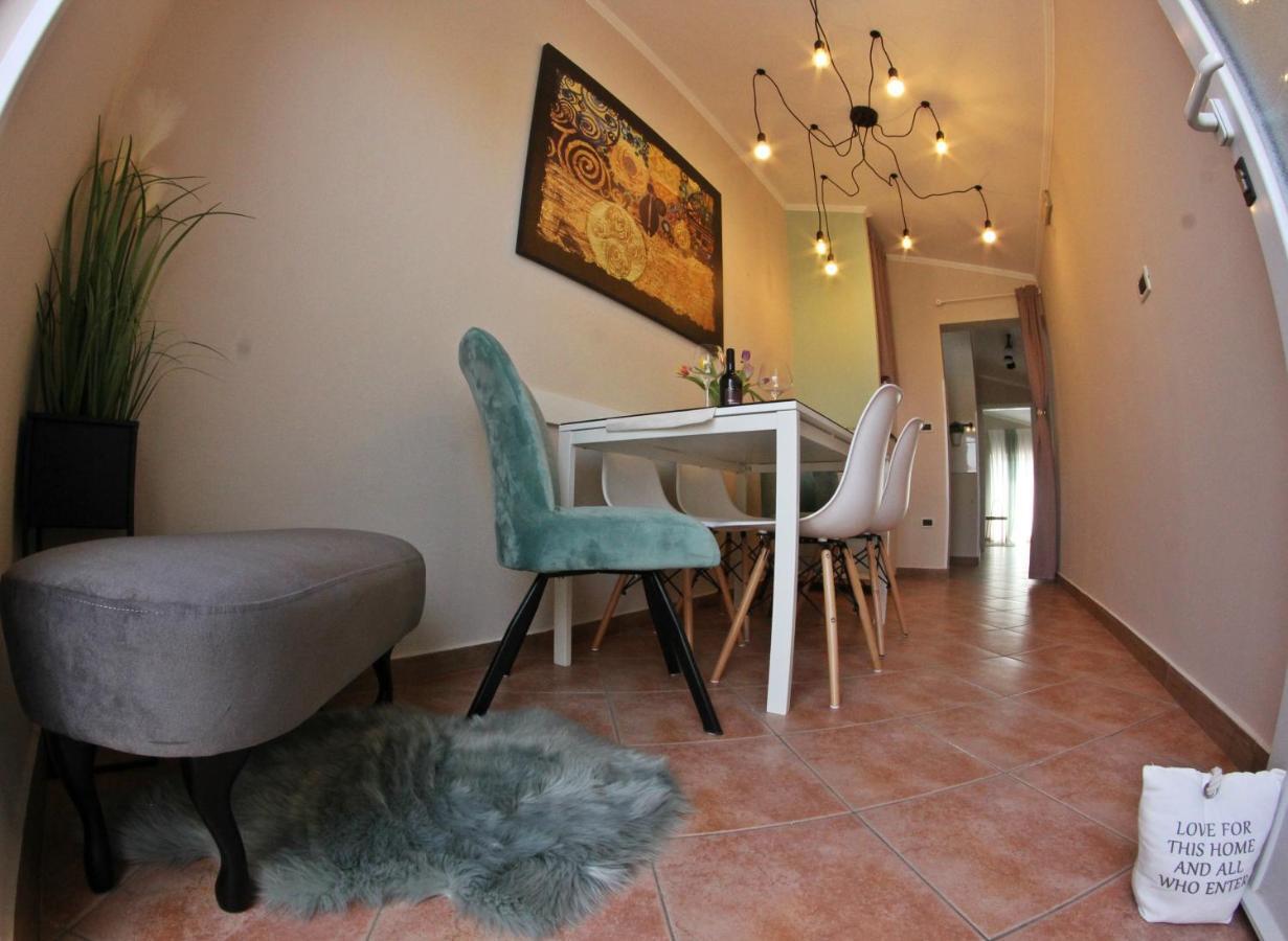 Room And Apartment Doris Lovrecica  Ngoại thất bức ảnh